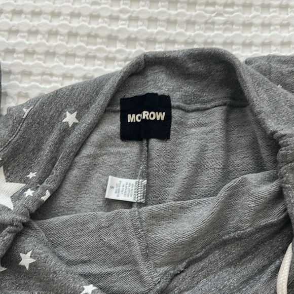 Monrow Gray Star Print Sweatpants. Size S - Picture 2 of 3